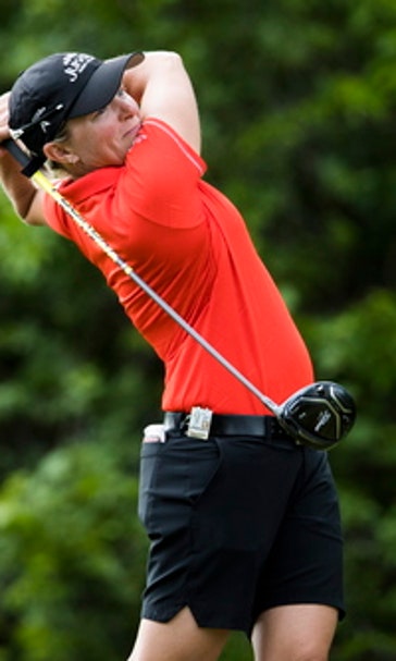 Sharp pulls into tie for lead after 2nd round at Cambridge (Jun 9, 2017)